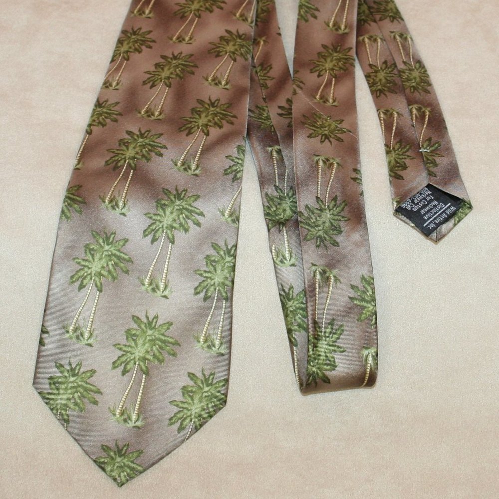 Wild Ties Palm Pattern Silk Tie